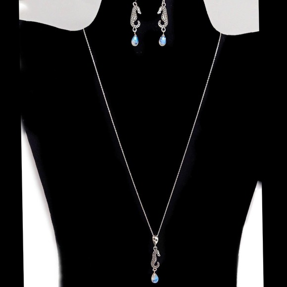 Sterling Silver Jewelry Set Seahorse Moonstone Earrings Necklace Pendant Chain - Picture 6 of 7